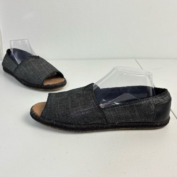 Toms Womens 10 Black Gray Chambray Canvas Slip-On Open Toe Sandals Lagenlook - Picture 1 of 11